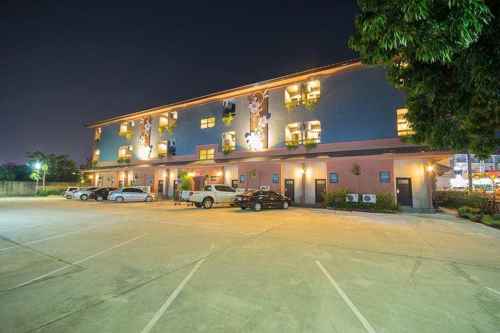 The Corner Hotel (Adults Only) Chiang Rai Zewnętrze zdjęcie