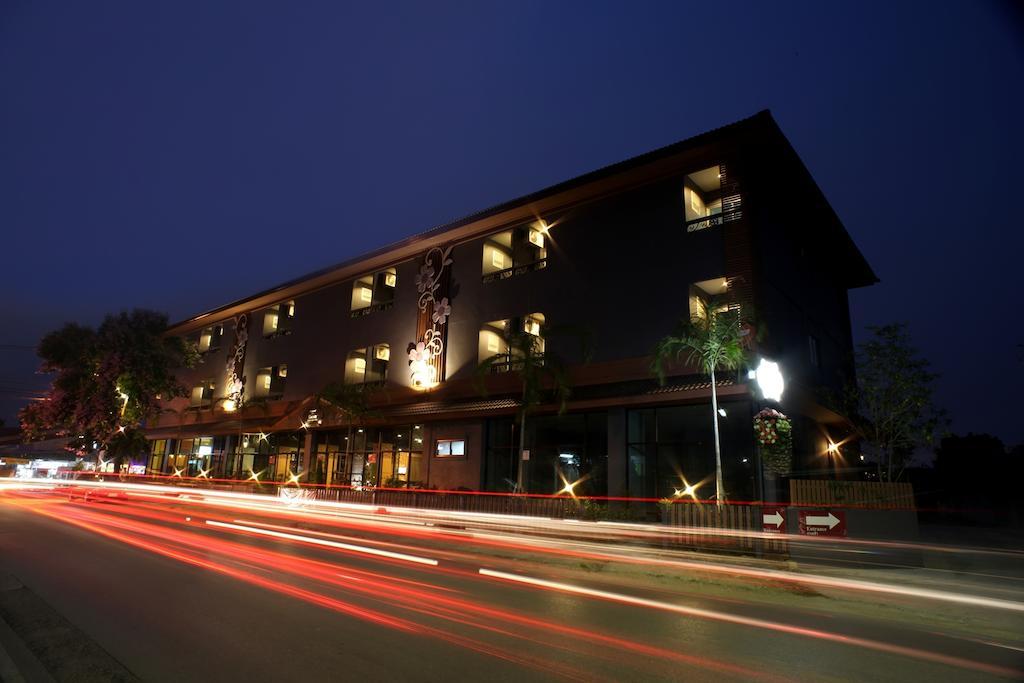 The Corner Hotel (Adults Only) Chiang Rai Zewnętrze zdjęcie