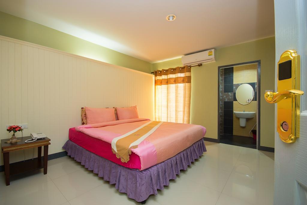 The Corner Hotel (Adults Only) Chiang Rai Zewnętrze zdjęcie