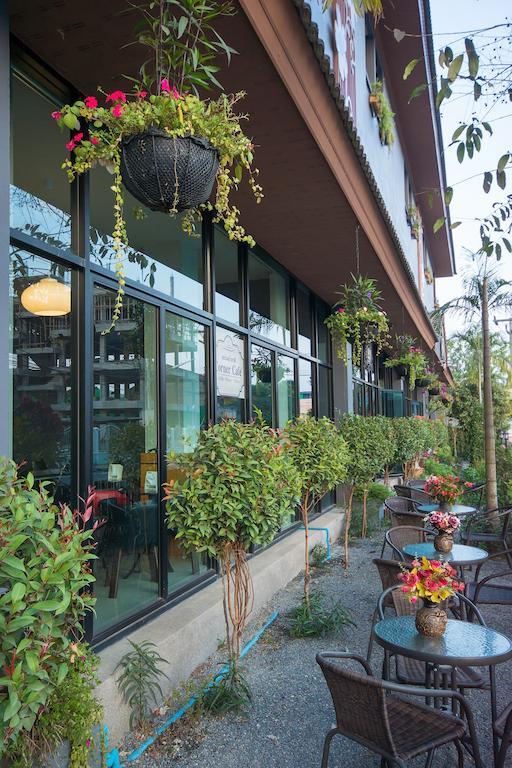 The Corner Hotel (Adults Only) Chiang Rai Zewnętrze zdjęcie